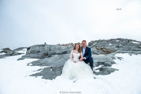 PLA25-17, 2018-01-04 Petermann - Wedding Ceremony - Esther Kokmeijer-19_© Oceanwide Expeditions.jpg