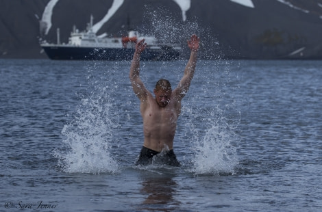 OTL28-18_POLAR PLUNGE 8 © Oceanwide Expeditions.jpg