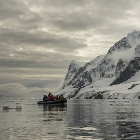 OTL31-18 Day 6 Iain_8Mar_Lemaire_2 © Oceanwide Expeditions.jpg