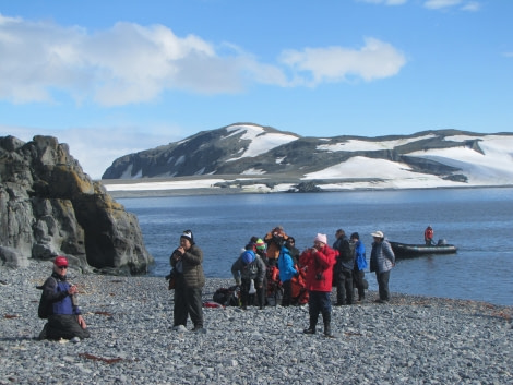 OTL29-18 Day 16 Half Moon people 1 © Oceanwide Expeditions.JPG