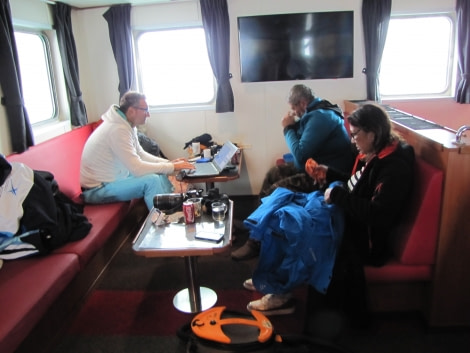 OTL29-18 Day 11 Morning in the Lounge © Oceanwide Expeditions.JPG