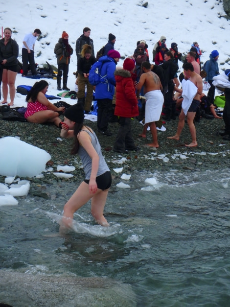 PLA31-18 Polar Plunge P3220055 © Oceanwide Expeditions.jpg © Oceanwide Expeditions.jpg