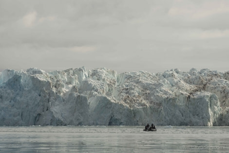 OTL09-18, Day 3 Monacobreen 1-Oceanwide Expeditions.jpg