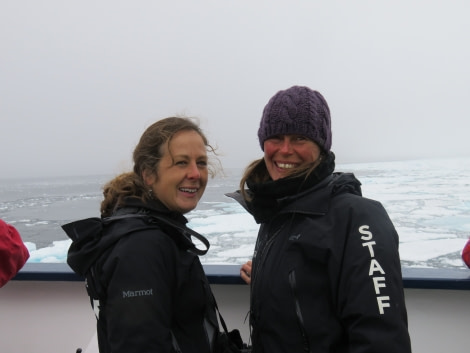 OTL11-18, DAY 5 sara & ali bow-Oceanwide Expeditions.JPG