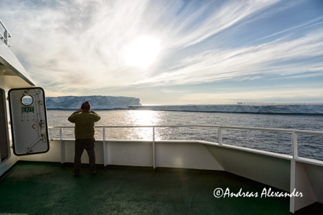 PLA16-18 Day 4 20180908_AndreasAlexander_Iceberg2-Oceanwide Expeditions.jpg