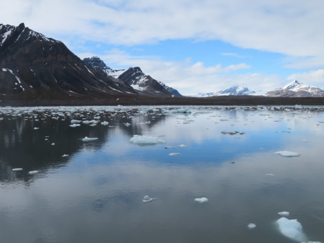 Isfjorden © Sanneke van der Sanden - Oceanwide Expeditions.jpg