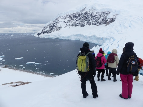 PLA23-18, 18 DEC, Neko Harbour glacier -Oceanwide Expeditions.jpg