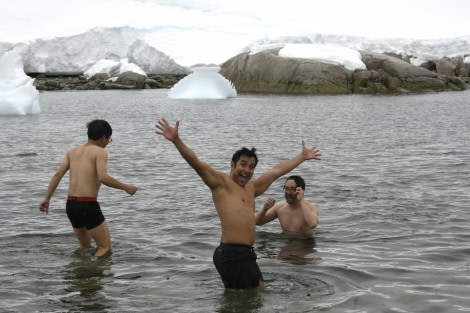 PLA24-18, 5th Polar plunge -Oceanwide Expeditions.JPG