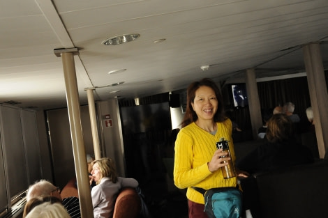 PLA23-18, 8 DEC, Some of our passengers are delighted to listen to Ali's SG stories -Oceanwide Expeditions.jpg