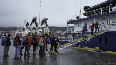 PLA29-19, Gangway boarding - Oceanwide Expeditions.jpg