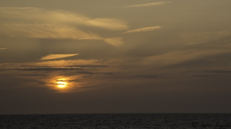 HDS03-19, DAY 01 Sunset - Oceanwide Expeditions.jpg