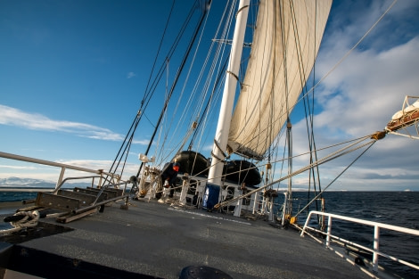 North Norway, Aurora borealis, Hike & Sail, March © Jurriaan Hodzelmans - Oceanwide Expeditions.jpg