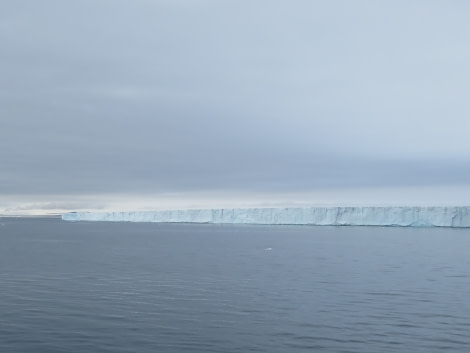 HDS05-19, DAY 04, MiriamVermeij-2406-Brasvelbreen - Oceanwide Expeditions.jpg