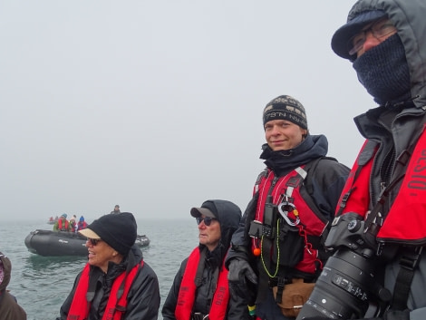 HDS05-19, DAY 03, szymon and his guests - Oceanwide Expeditions.jpg