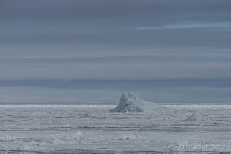 HDS05-19, DAY 04, Iain Rudkin - Landscape1 - 24062019 - Oceanwide Expeditions.jpg