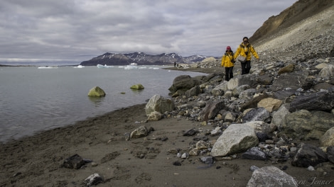 HDS08-19 DAY 04_Guest 2 -Oceanwide Expeditions.jpg