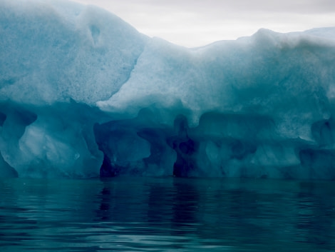 HDS08-19 DAY 03_Iceberg at Texas Bar Mariela Cornejo-Oceanwide Expeditions.jpg