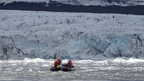 HDS08-19 DAY 08_meikesjoer-glacier -Oceanwide Expeditions.jpg