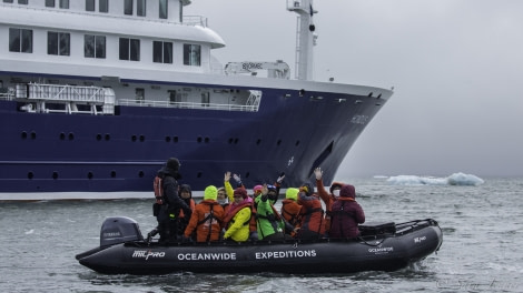 HDS08-19 DAY 08_Zodiac 3 2 -Oceanwide Expeditions.jpg