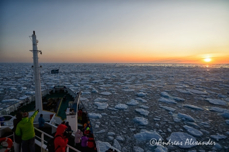 PLA16-19 20190904_IntheIce_AndreasAlexander -Oceanwide Expeditions.jpg