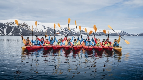 HDS23-19, Kayakers1- Oceanwide Expeditions.jpg