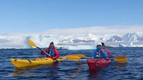 HDS26-19, KAYAK, ORNE ISLAND P1120022 - Oceanwide Expeditions.JPG