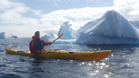 Antarctic kayaking © Unknown photographer - Oceanwide Expeditions