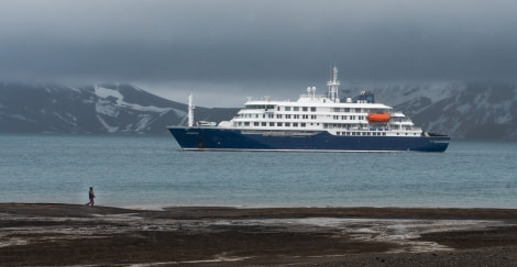 Hondius, Deception Island © Rino Falvo - Oceanwide Expeditions.jpg