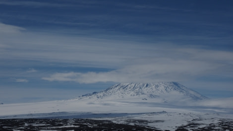 OTL27-20, 2020-02-01 (c) Christian Engelke P2010006 Mt Erebus -Oceanwide Expeditions.JPG