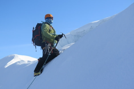 PLA31-20, Day 07, Damoy_Jougla Point 07 Jabet Pk, Dorian Bay Dave McKinley -Oceanwide Expeditions.jpg