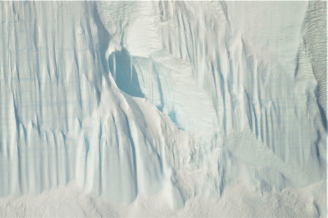 OTL28-20, 20200301-Gary-Big Iceberg McMurdo-wall detail Gary Miller - Oceanwide Expeditions.jpg