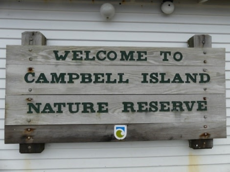 OTL28-20, 19 Feb, Campbell Island sign, Victoria Salem - Oceanwide Expeditions.jpg