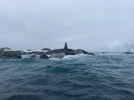 HDSEC-21, Day 6_Elephant Island - Oceanwide Expeditions.jpg