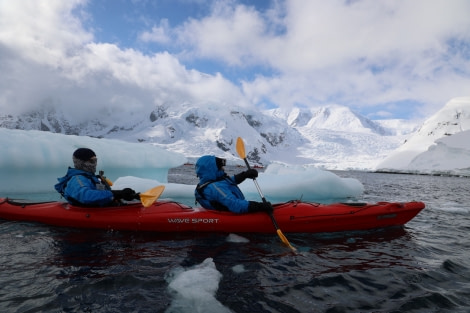 HDS23-21, Kayak ice 20 Dec © Keirron Tastagh - Oceanwide Expeditions.jpeg