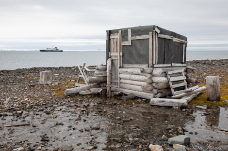 HDS04-22, Day 4, Grahuken, trapper's hut © Sara Jenner - Oceanwide Expeditions (1).jpg