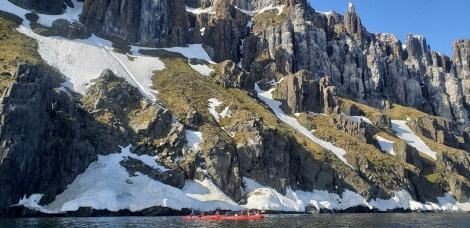 PLA04-22, Day 4, Kayaking, Alkefjellet © Alexis Bellezze - Oceanwide Expeditions 3.jpg