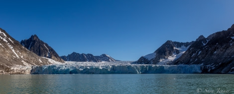 HDS05-22, Day 3, Waggonwaybreen © Sara Jenner - Oceanwide Expeditions.jpg