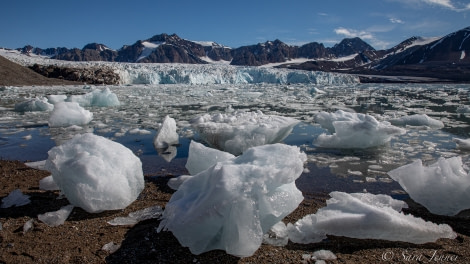 HDS07-22, Day 2, 14e Julibukta © Sara Jenner - Oceanwide Expeditions.jpg