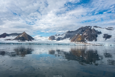 HDS07-22, Day 8, Smarinbreen © Laura Mony - Oceanwide Expeditions (1).jpg