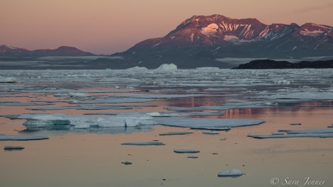 HDS10X22, Day 5, Kejser Franz Joseph Fjord  4 © Sara Jenner - Oceanwide Expeditions.jpg