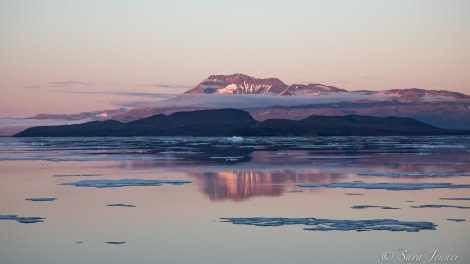 HDS10X22, Day 5, Kejser Franz Joseph Fjord  7 © Sara Jenner - Oceanwide Expeditions.jpg