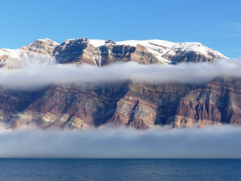 HDS10X22, Day 7, Day 7 Striped mountain in fog stripes © Unknown photographer - Oceanwide Expeditions.JPG