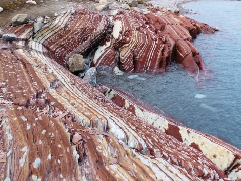 HDS10X22, Day 7, Day 7 striped rocks 1 © Unknown photographer - Oceanwide Expeditions.JPG