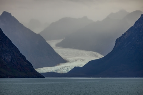 OTL11-22, Day 2, Lilliehookbreen_WKR51051 © Werner Kruse - Oceanwide Expeditions.jpg