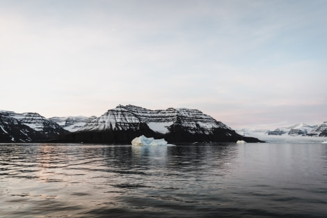 HDS14-22, HDS 14 editted-4 © Unknown Photographer - Oceanwide Expeditions.jpg