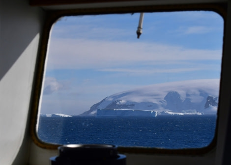 OTL22-22, Day 7, View from the bridge © Hazel Pittwood - Oceanwide Expeditions.jpg