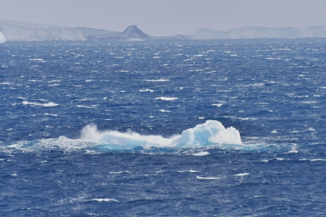 OTL22-22, Day 7, Rough seas and ice 2 © Hazel Pittwood - Oceanwide Expeditions.jpg