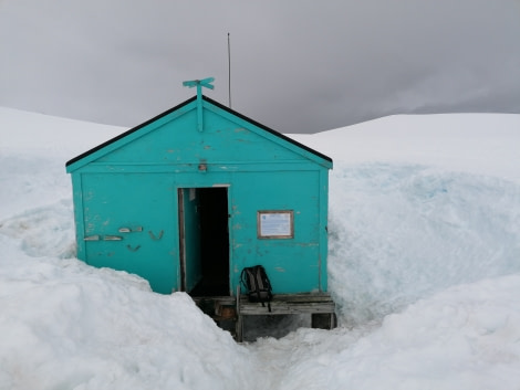 HDS24-22, Day 6 Damoy_hut_01 copy © Unknown Photographer - Oceanwide Expeditions.jpg