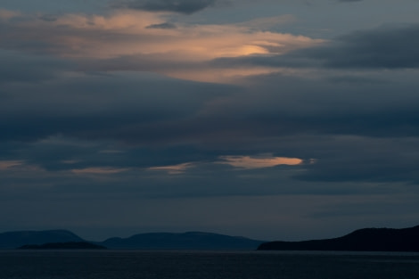 OTL25-23,  Day 1 Moody sky - Hazel Pittwood © Hazel Pittwood - Oceanwide Expeditions.jpg