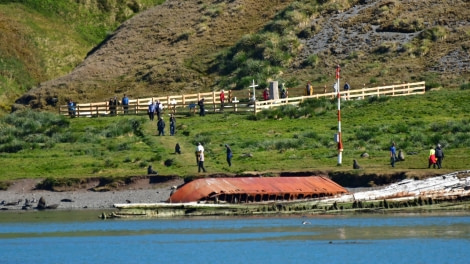 OTL25-23,  Day 8 Cemetery © Unknown Photographer - Oceanwide Expeditions.jpg